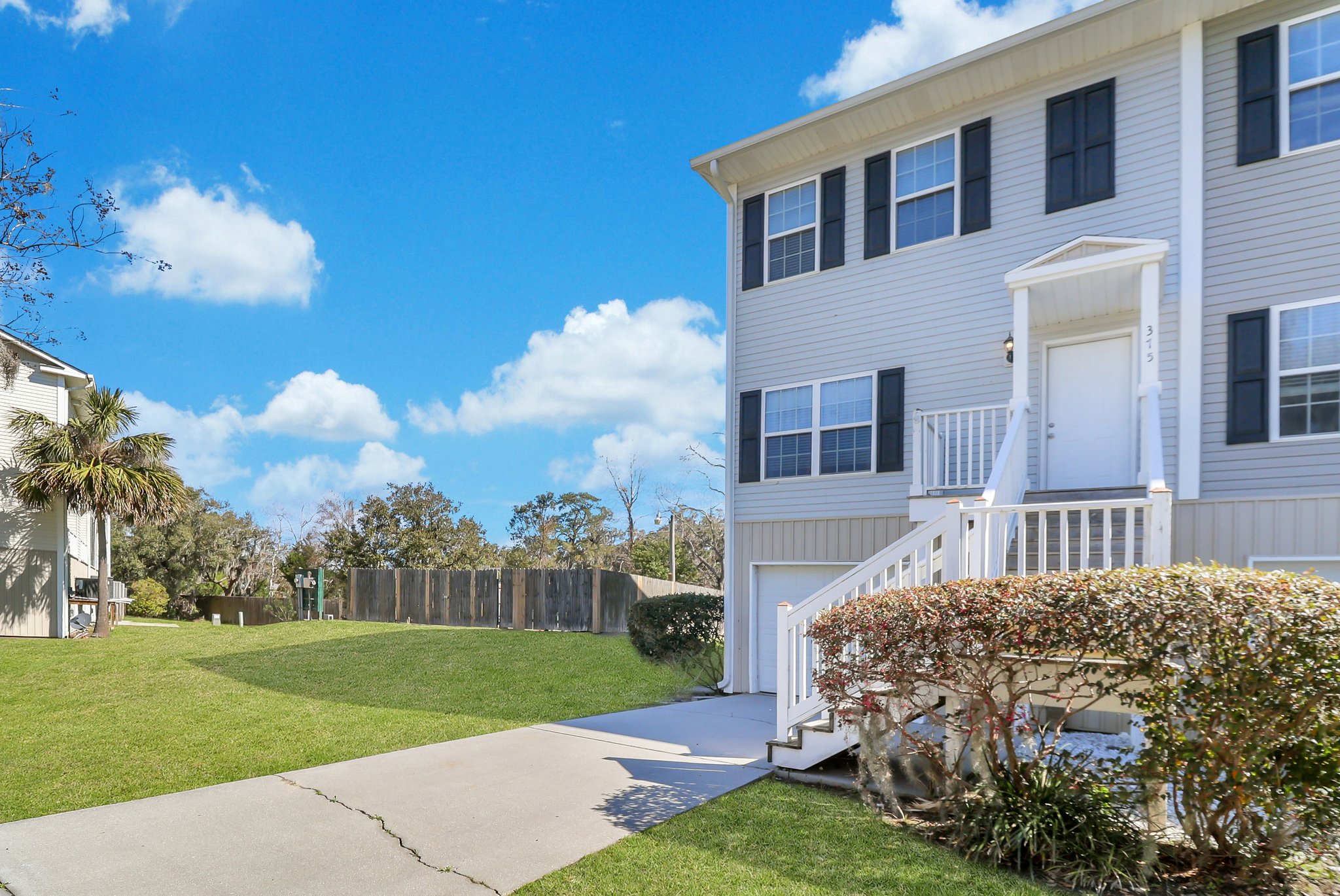 324 Laurel Oak Lane