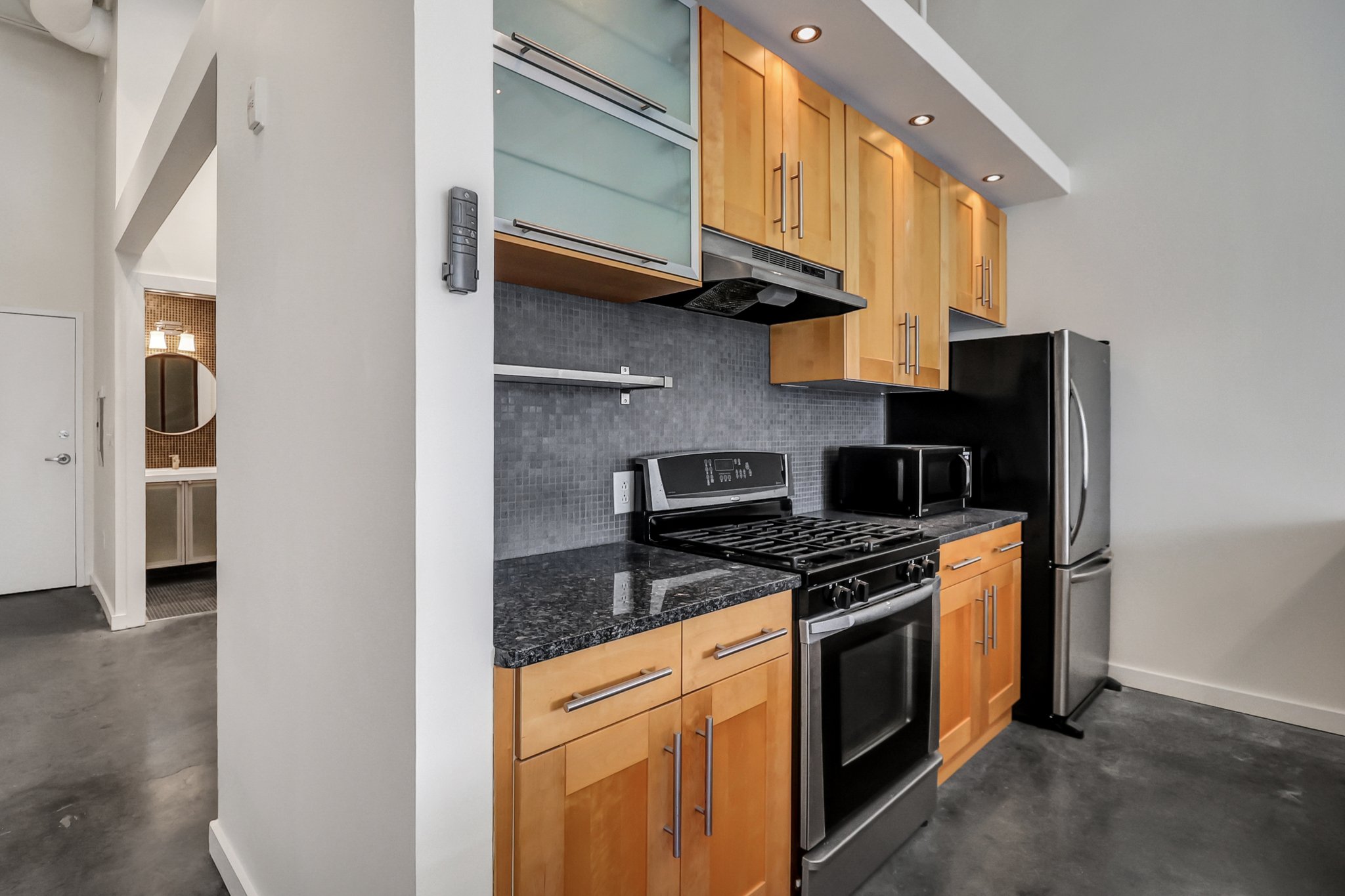 2514 Abercorn Street, Unit 205